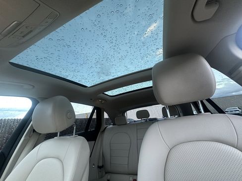 Used 2017 Mercedes-Benz GLC 300 4MATIC w/ Premium 3 Package image 12