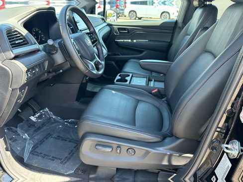 Used 2025 Honda Odyssey Sport-L image 14