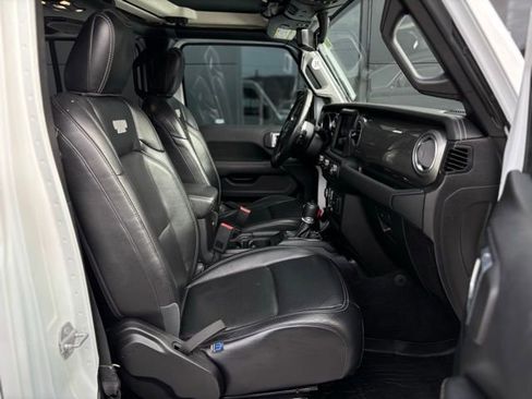 Used 2021 Jeep Gladiator Overland image 51