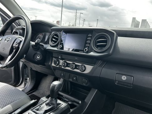 Certified 2023 Toyota Tacoma SR AWD/4WD image 15