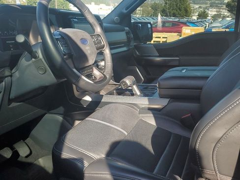 Used 2024 Ford F150 Platinum w/ Equipment Group 702A High image 8