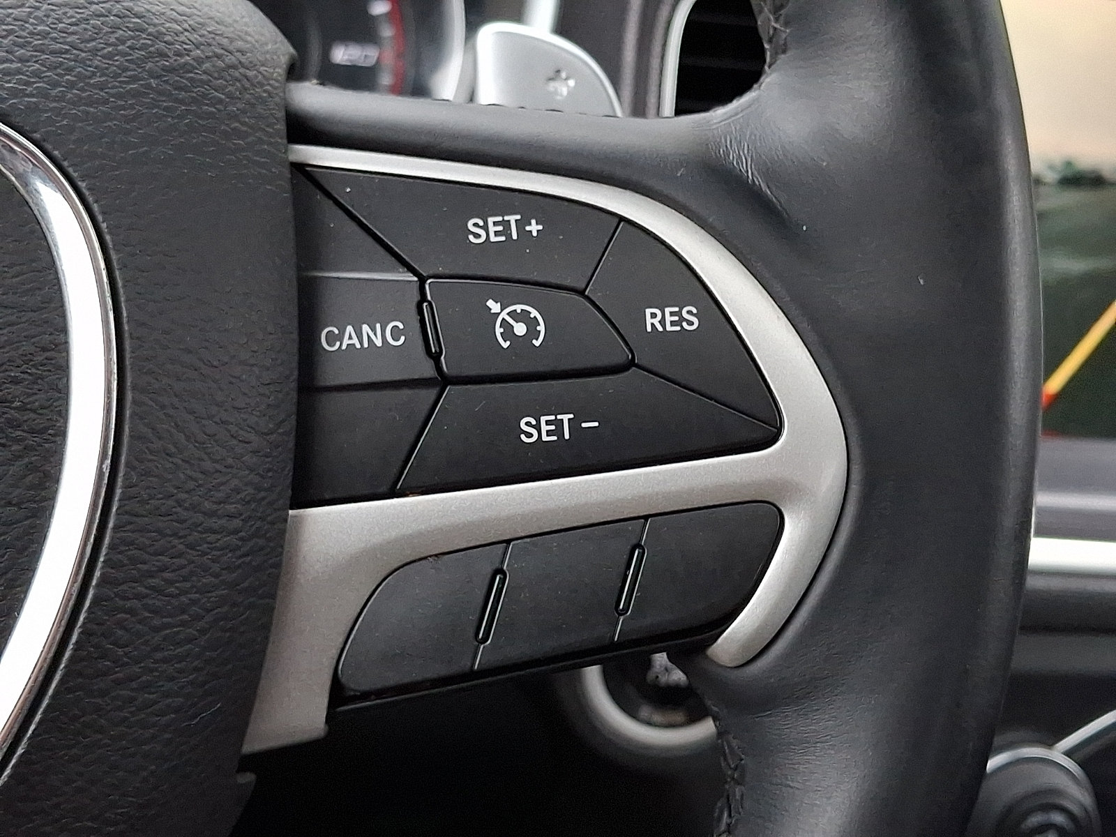 Used 2015 Dodge Charger SXT w/ AWD Plus Group image 25
