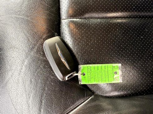 Used 2020 Chrysler Pacifica Touring-L w/ Advanced Safetytec Group image 22