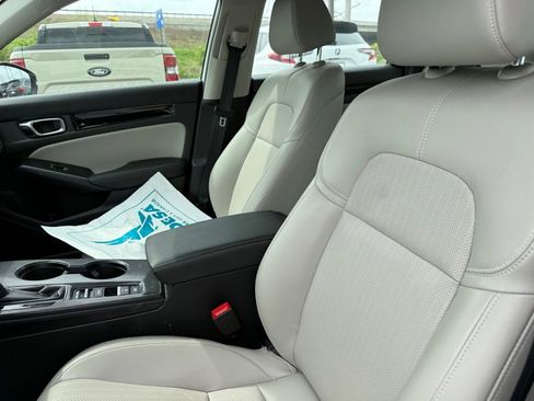 Used 2024 Honda Civic Touring image 8