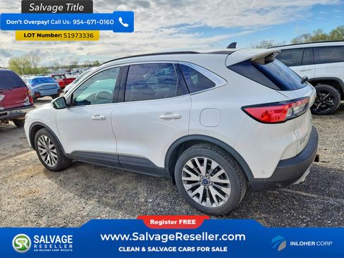 Used 2021 Ford Escape Titanium AWD/4WD image 3