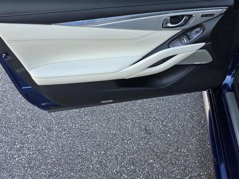 Used 2018 INFINITI Q60 Red Sport 400 w/ Pro Active Package RWD image 32