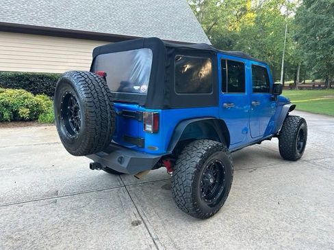 Used 2015 Jeep Wrangler Unlimited Sport w/ Quick Order Package 24S AWD/4WD image 12