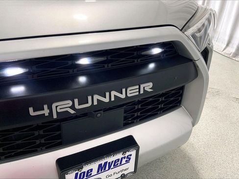 Used 2023 Toyota 4Runner SR5 Premium w/ Moonroof Package image 7