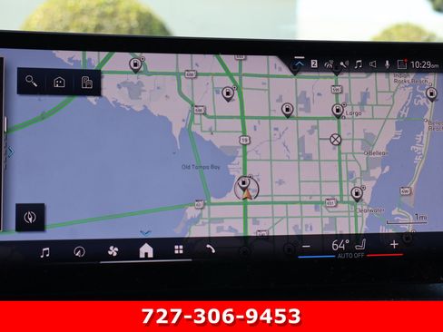 Used 2024 BMW X7 xDrive40i w/ Premium Package image 2