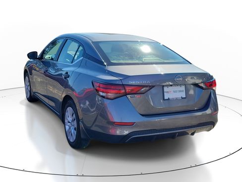 Used 2024 Nissan Sentra S image 4