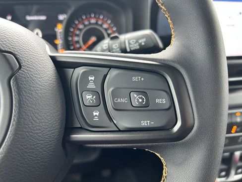 Certified 2024 Jeep Wrangler Sport S image 17