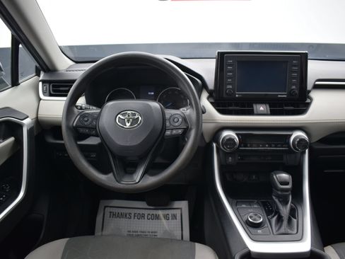 Used 2021 Toyota RAV4 XLE w/ Convenience Package AWD/4WD image 15
