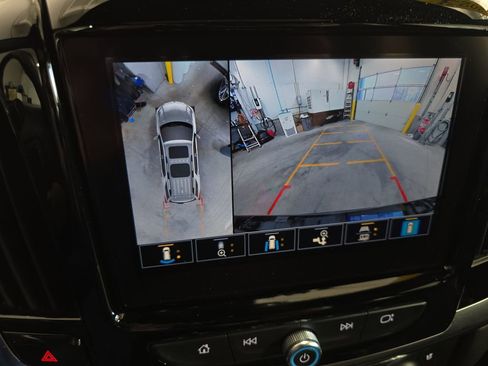 Certified 2023 Chevrolet Traverse Premier w/ Redline Edition AWD/4WD image 27