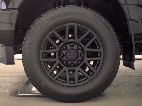 Used 2019 Ford F350 Lariat w/ Lariat Ultimate Package AWD/4WD image 6