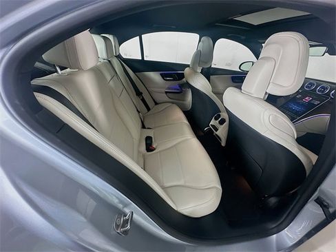 Certified 2025 Mercedes-Benz C 300 4MATIC Sedan image 24