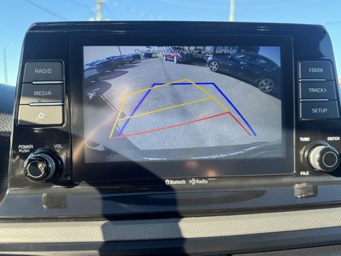 Used 2021 Kia Seltos LX image 16