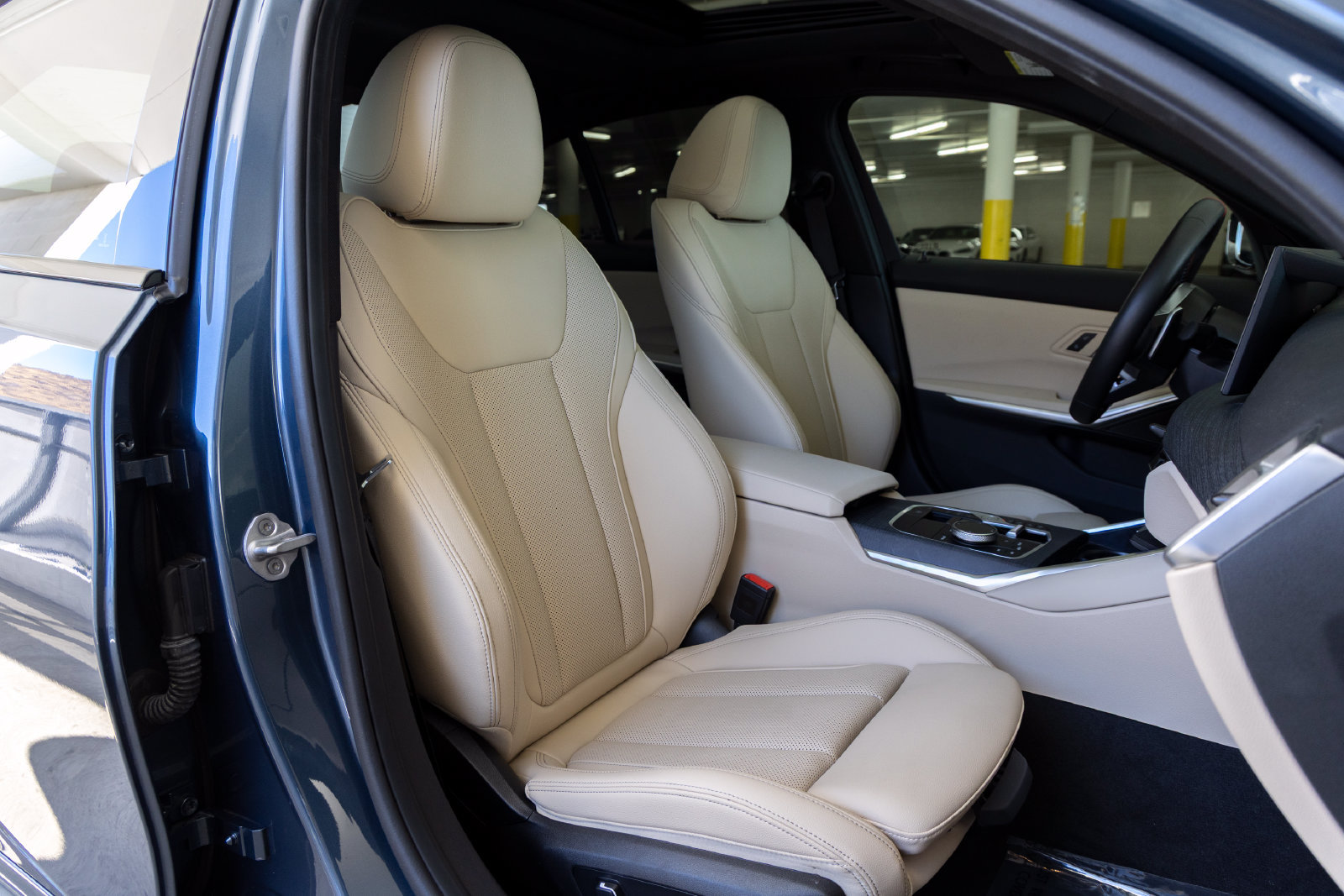 Certified 2025 BMW M340i RWD image 32