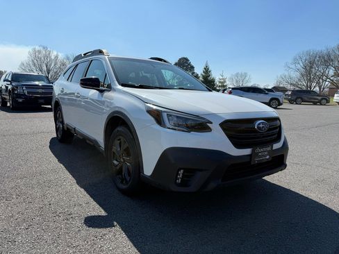 Used 2020 Subaru Outback Onyx Edition XT w/ Popular Package #2 image 8