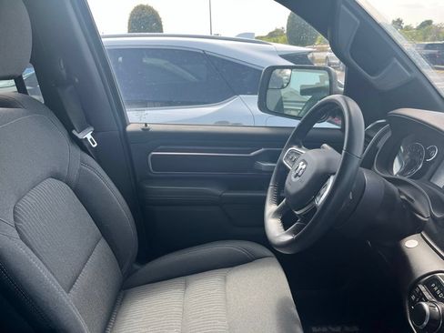 Used 2024 RAM 1500 Lone Star AWD/4WD image 4