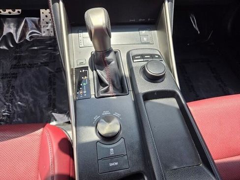 Used 2016 Lexus IS 200t w/ F Sport Package RWD image 8