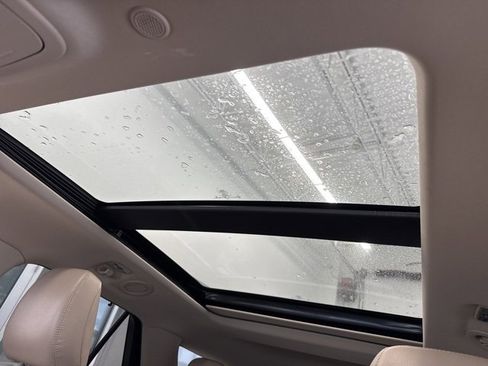 Used 2021 Ford Explorer Limited w/ Equipment Group 301A image 32