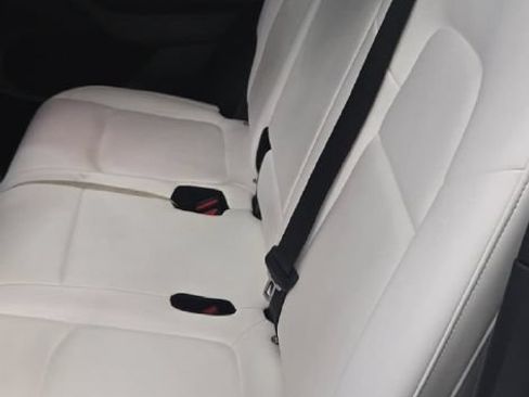 Used 2024 Tesla Model Y Long Range AWD/4WD image 9