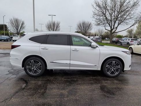 New 2026 Acura MDX w/ Advance Package image 3