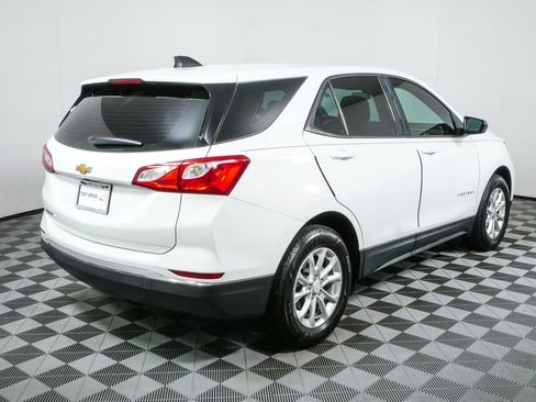 Used 2018 Chevrolet Equinox LS FWD image 3