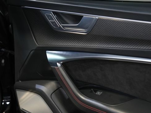 Used 2021 Audi RS 6 w/ Carbon Optic Package image 24