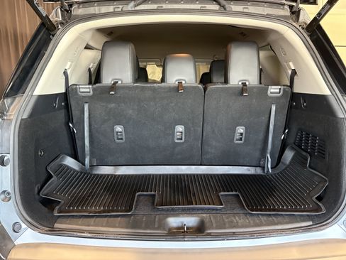 Used 2023 Nissan Pathfinder SL image 31