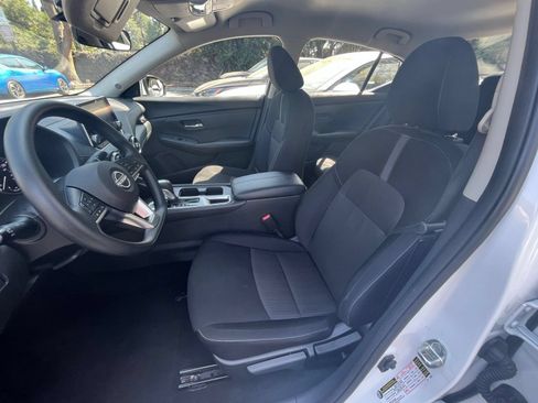 Used 2025 Nissan Sentra SV FWD image 24