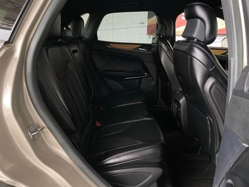 Used 2015 Lincoln MKC FWD w/ Equipment Group 101A Select image 18