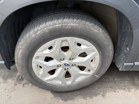 Used 2020 Subaru Forester w/ Alloy Wheel Package AWD/4WD image 10