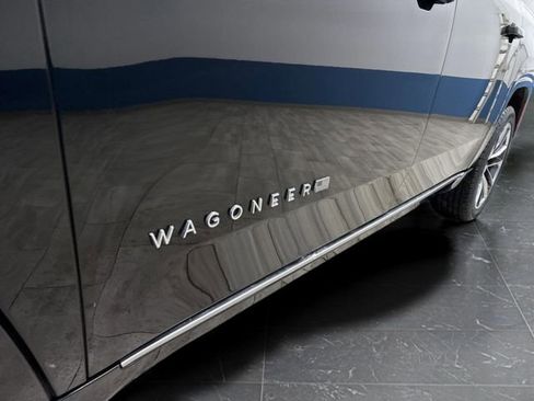 Certified 2024 Jeep Wagoneer L Series III w/ Premium Group I image 38