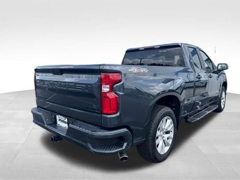 Used 2021 Chevrolet Silverado 1500 Custom w/ LPO, Dark Essentials Package AWD/4WD image 13