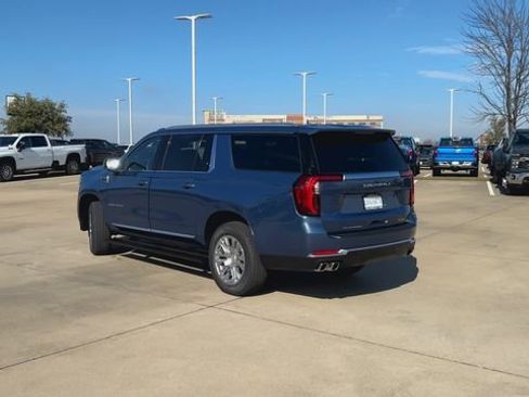 New 2026 GMC Yukon XL Denali w/ Sun & Power Step Package image 7