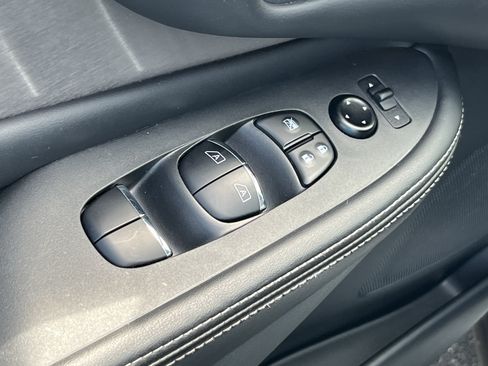 Used 2023 Nissan Murano SL w/ SL Moonroof Package AWD/4WD image 22