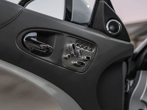 Used 2010 Jaguar XK Convertible image 40