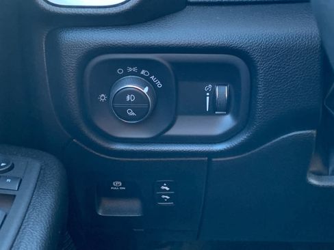 Used 2022 RAM 1500 Big Horn image 21