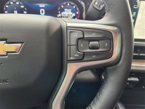 Used 2025 Chevrolet Silverado 2500 LT w/ Texas Edition AWD/4WD image 32