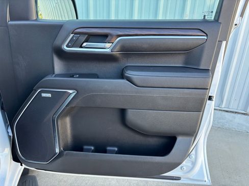 Used 2023 GMC Sierra 1500 SLT w/ SLT Premium Package image 33