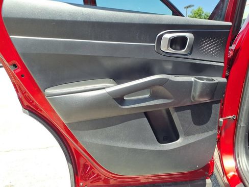 Used 2022 Kia Sorento S FWD image 22
