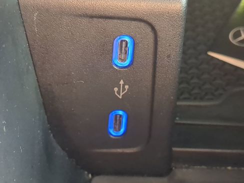 Certified 2023 Mercedes-Benz EQS 580 4MATIC SUV image 10