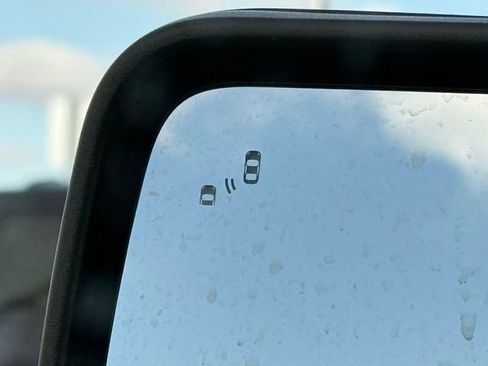 Used 2021 Ford Bronco Badlands image 22