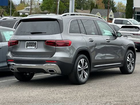 New 2026 Mercedes-Benz GLB 250 4MATIC image 4