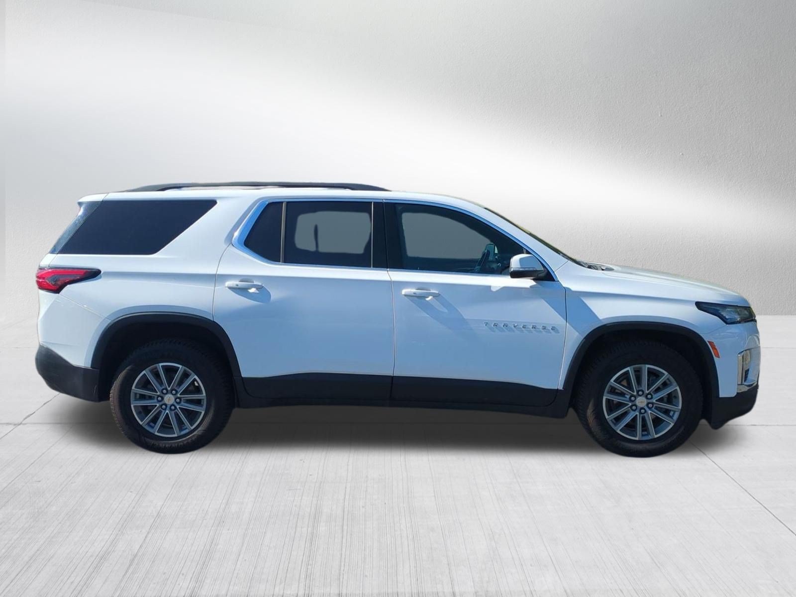 Used 2022 Chevrolet Traverse LT AWD/4WD image 6