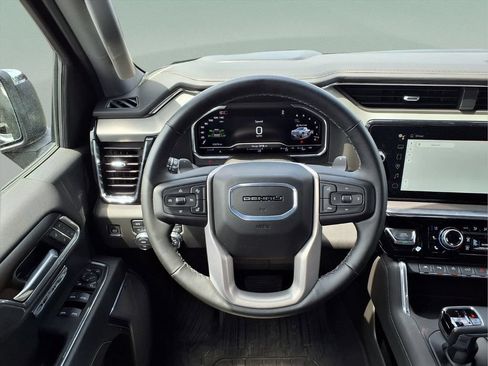 Certified 2025 GMC Sierra 1500 Denali w/ Denali Reserve Package AWD/4WD image 18