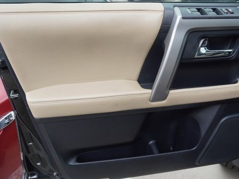 Used 2014 Toyota 4Runner SR5 Premium AWD/4WD image 12