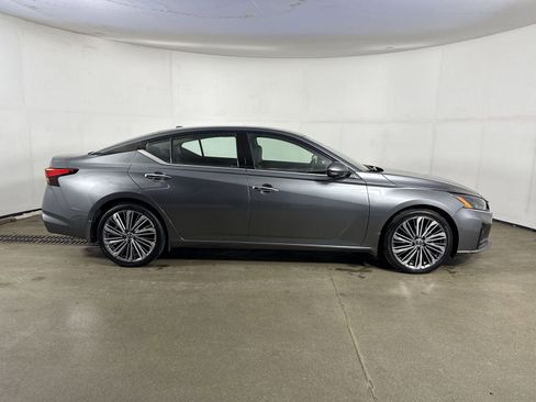 Certified 2023 Nissan Altima 2.5 SL image 37