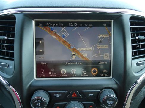 Used 2017 Jeep Grand Cherokee Laredo w/ Quick Order Package 23E image 30